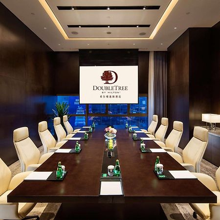 Готель Doubletree By Hilton Chongqing - Nan'An Екстер'єр фото