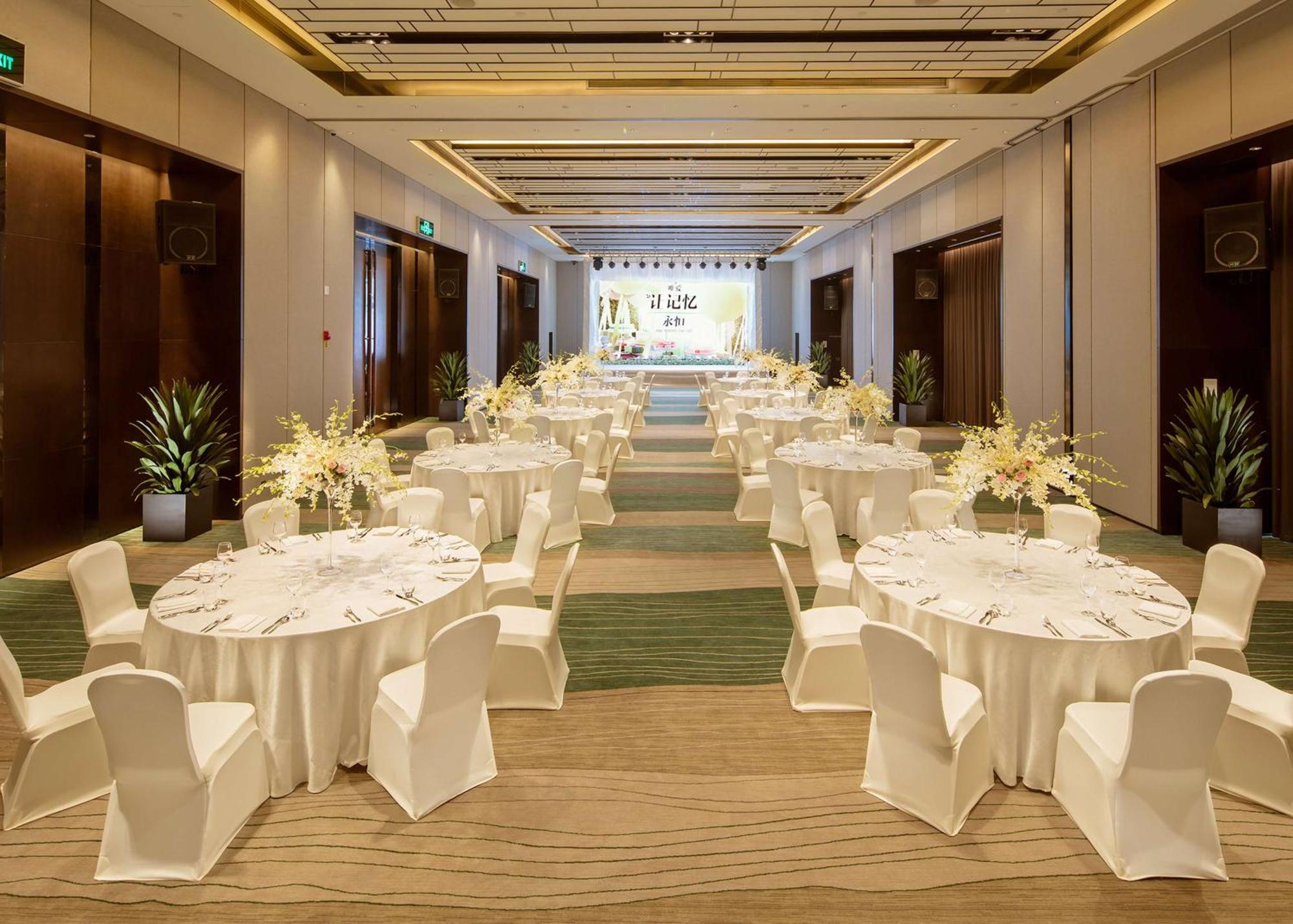 Готель Doubletree By Hilton Chongqing - Nan'An Екстер'єр фото